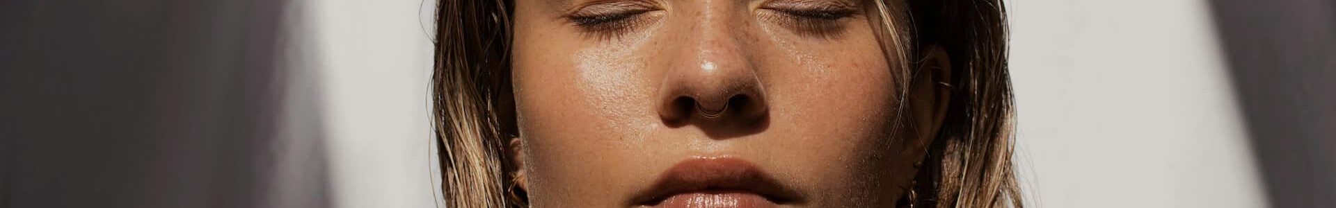 Ανακάλυψε τη λάμψη: Η Μαγεία του Microneedling